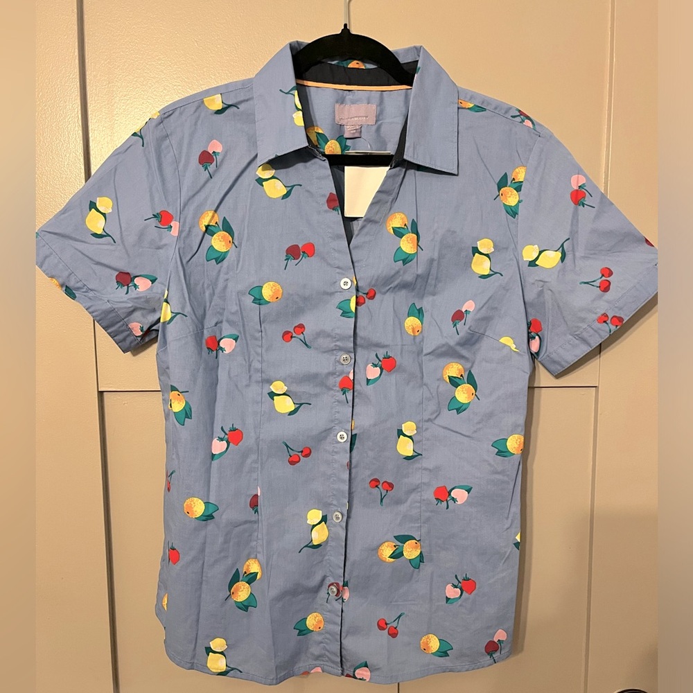 NWT Laura Scott short sleeve button up